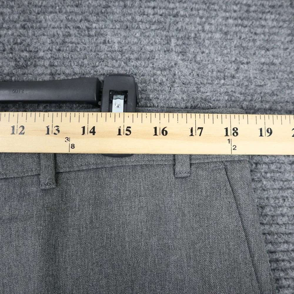 Vintage 80s Levis Action Slacks Trousers Mens 36x28 Gray Flat Front Dress Pants